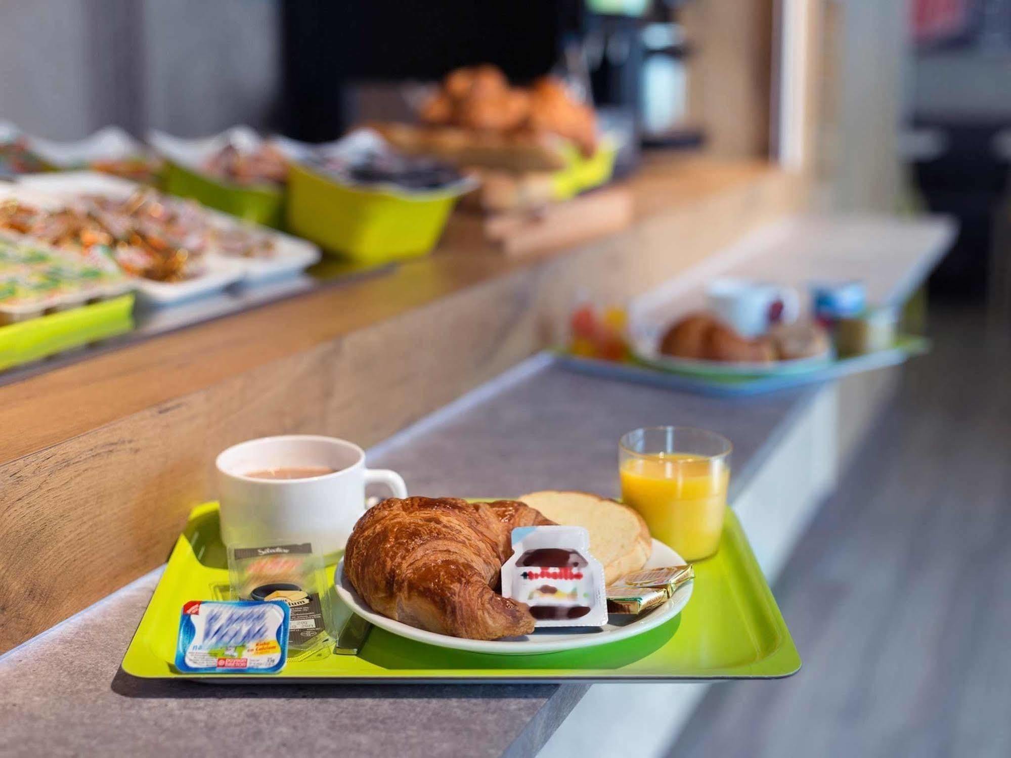 Ibis Budget Brignoles Provence Esterno foto