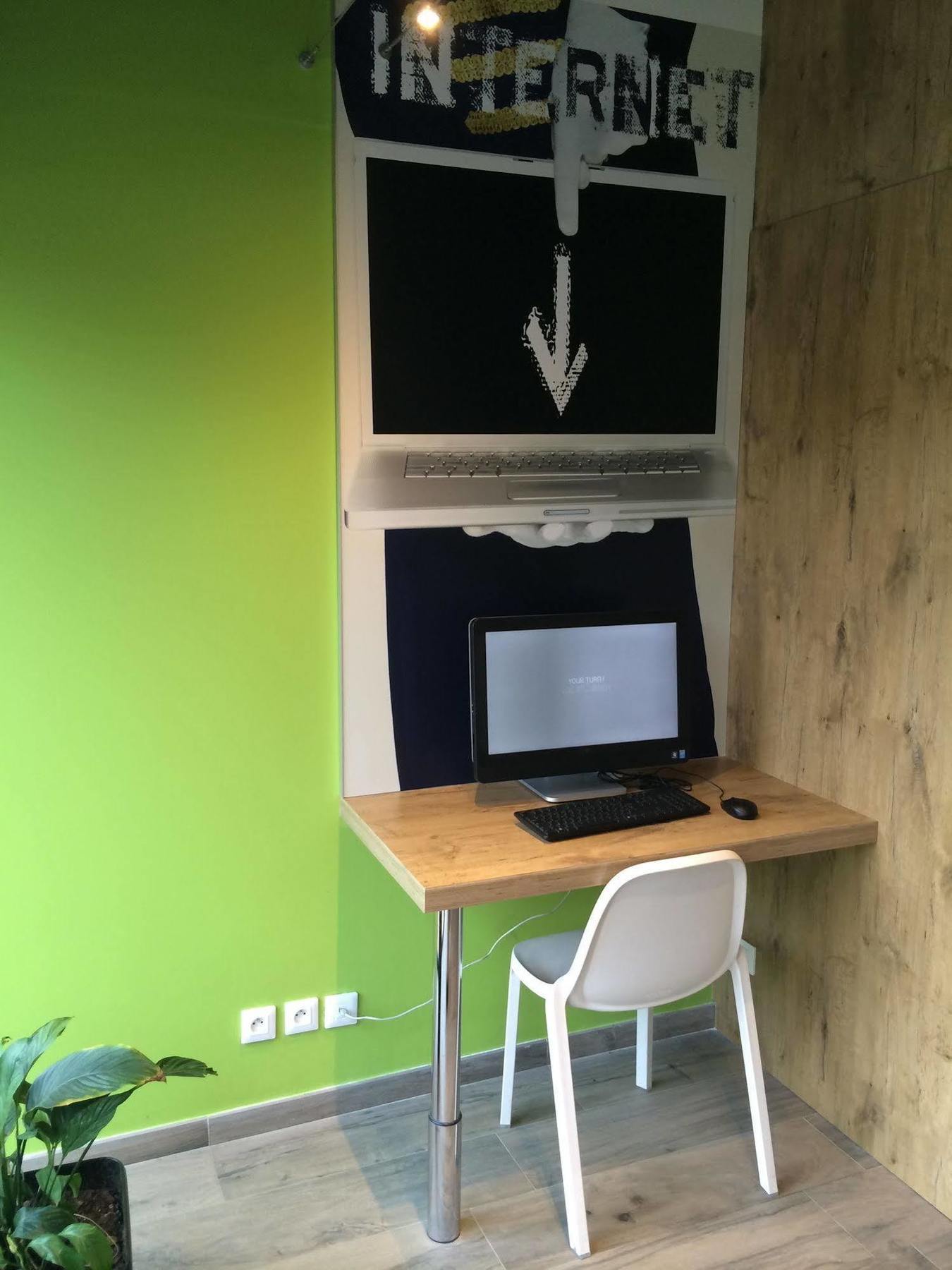 Ibis Budget Brignoles Provence Esterno foto