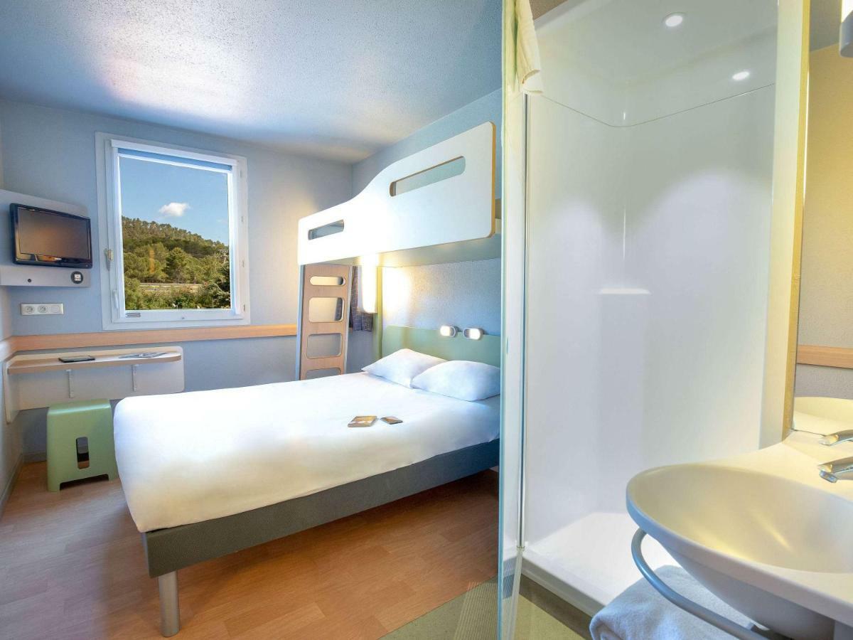 Ibis Budget Brignoles Provence Esterno foto